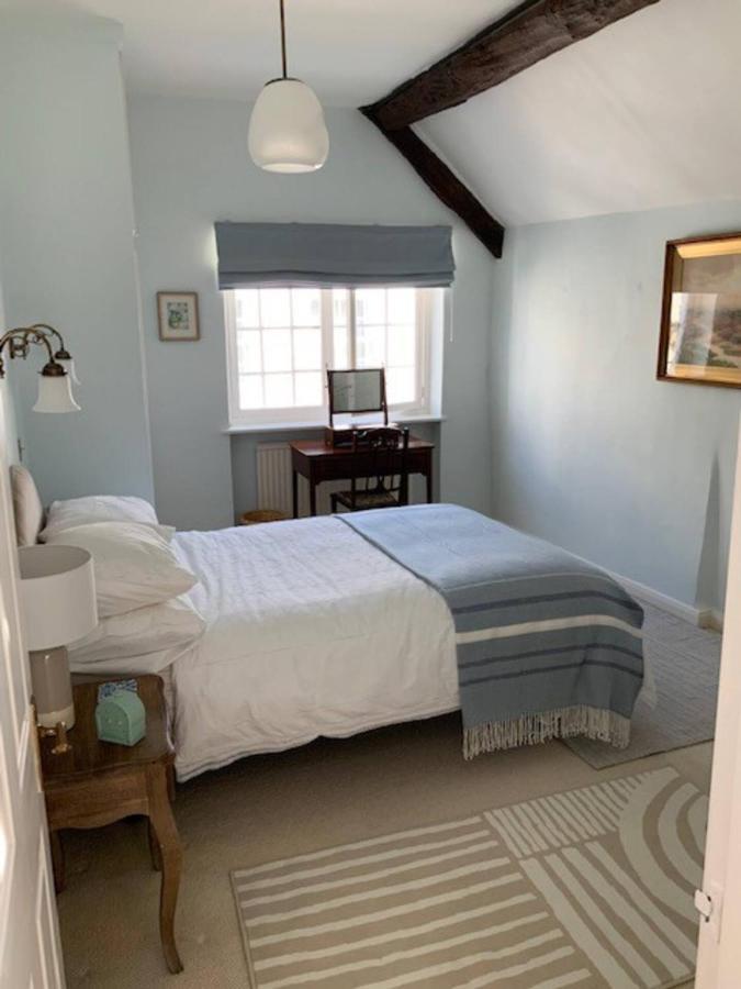 Pass The Keys Magical Period House In The Heart Of Ludlow Bagian luar foto